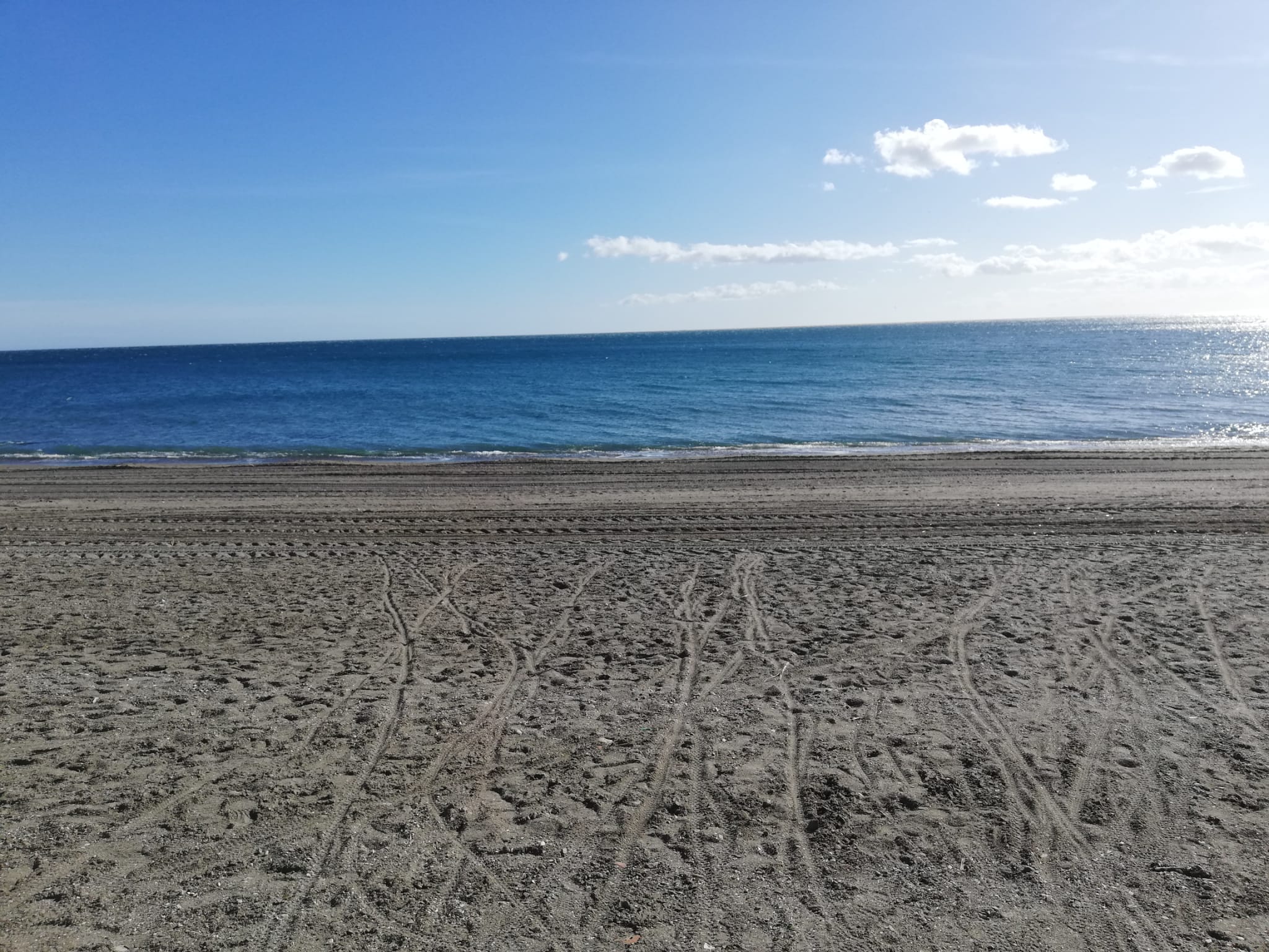 Chalet cerca de la playa y del Hotel H10 en Estepona - mibgroup.es