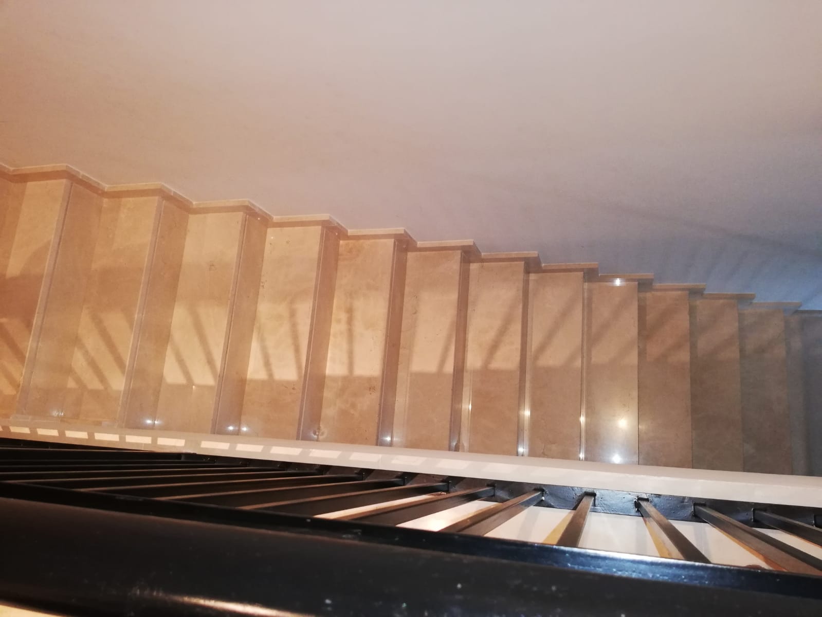 Dúplex de 3 habitaciones en alquiler en Valle Romano Golf - mibgroup.es