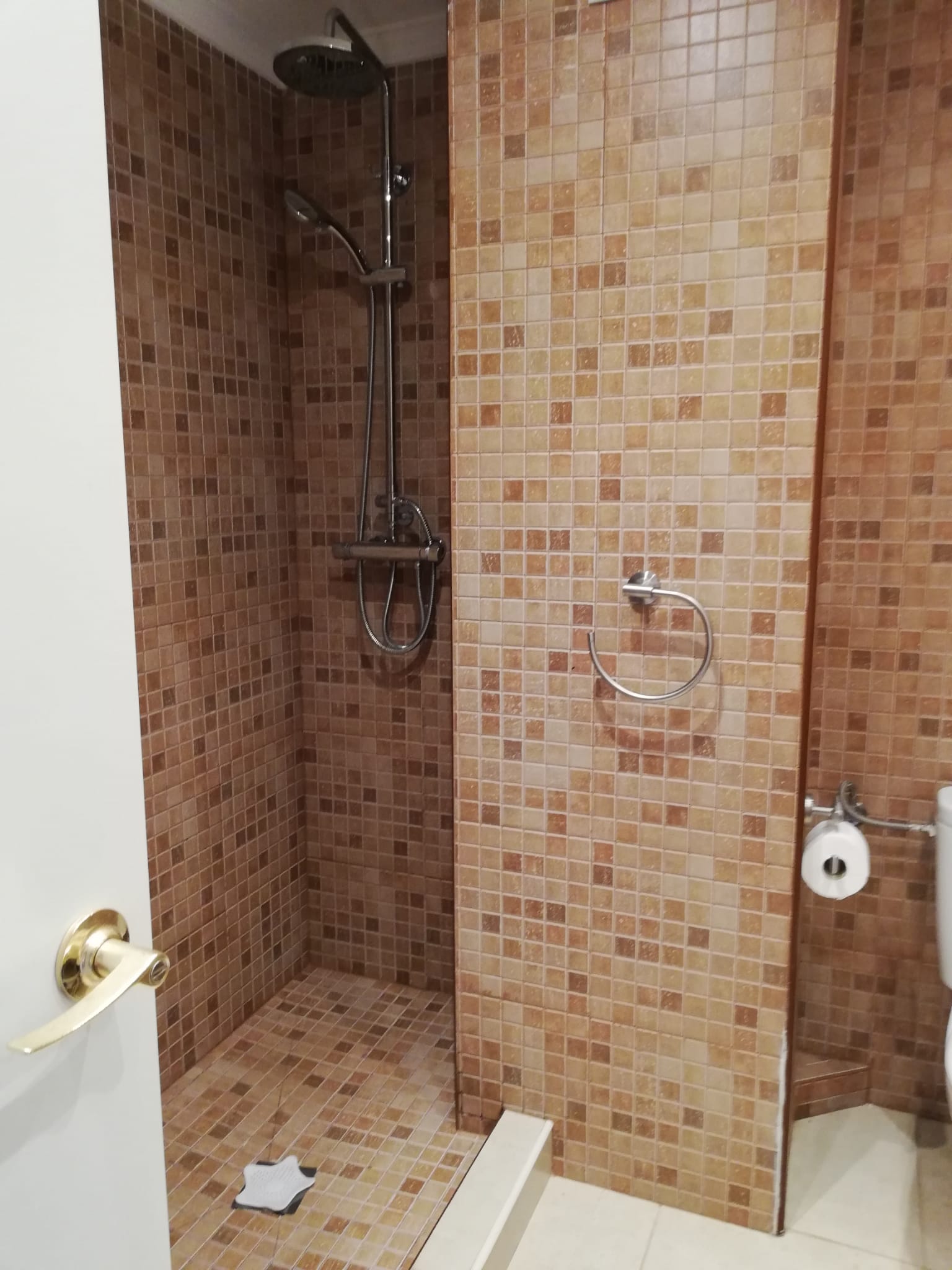 One bedroom apartment in Estepona port with sea view - mibgroup.es