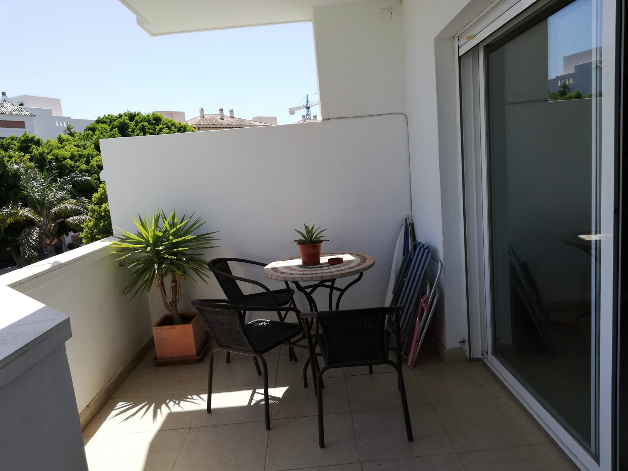 One bedroom apartment in Estepona port with sea view - mibgroup.es