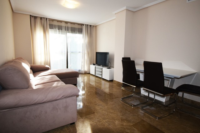 2 bedroom apartment for rent Selvo Estepona - mibgroup.es
