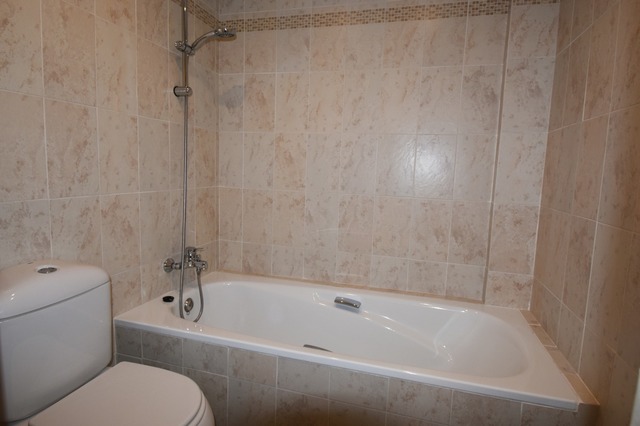 Apartamento de 2 dormitorios en alquiler Selvo Estepona - mibgroup.es