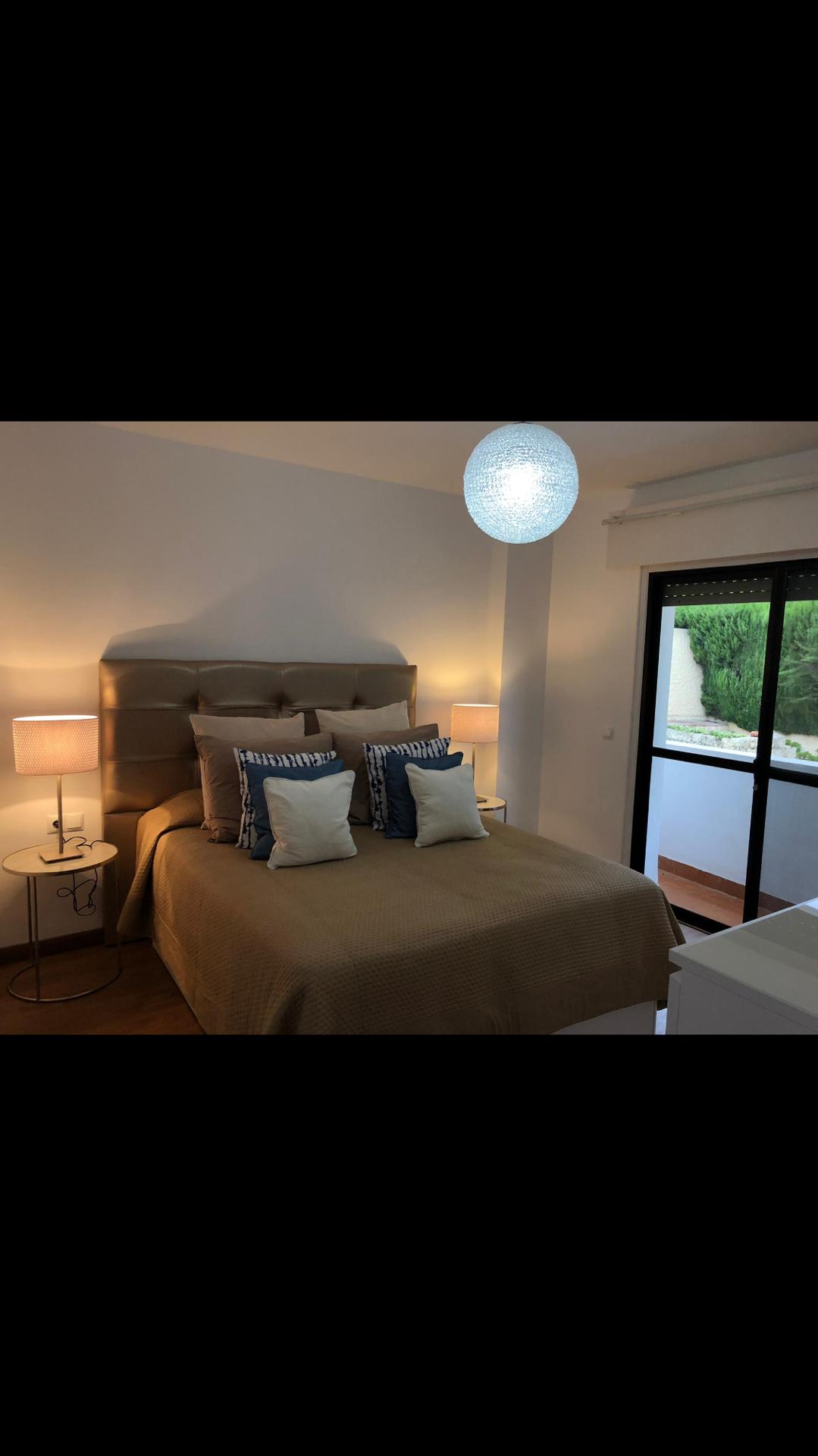 El apartamento de 2 dormitorios cerca de la Playa del Cristo en Estepona - mibgroup.es