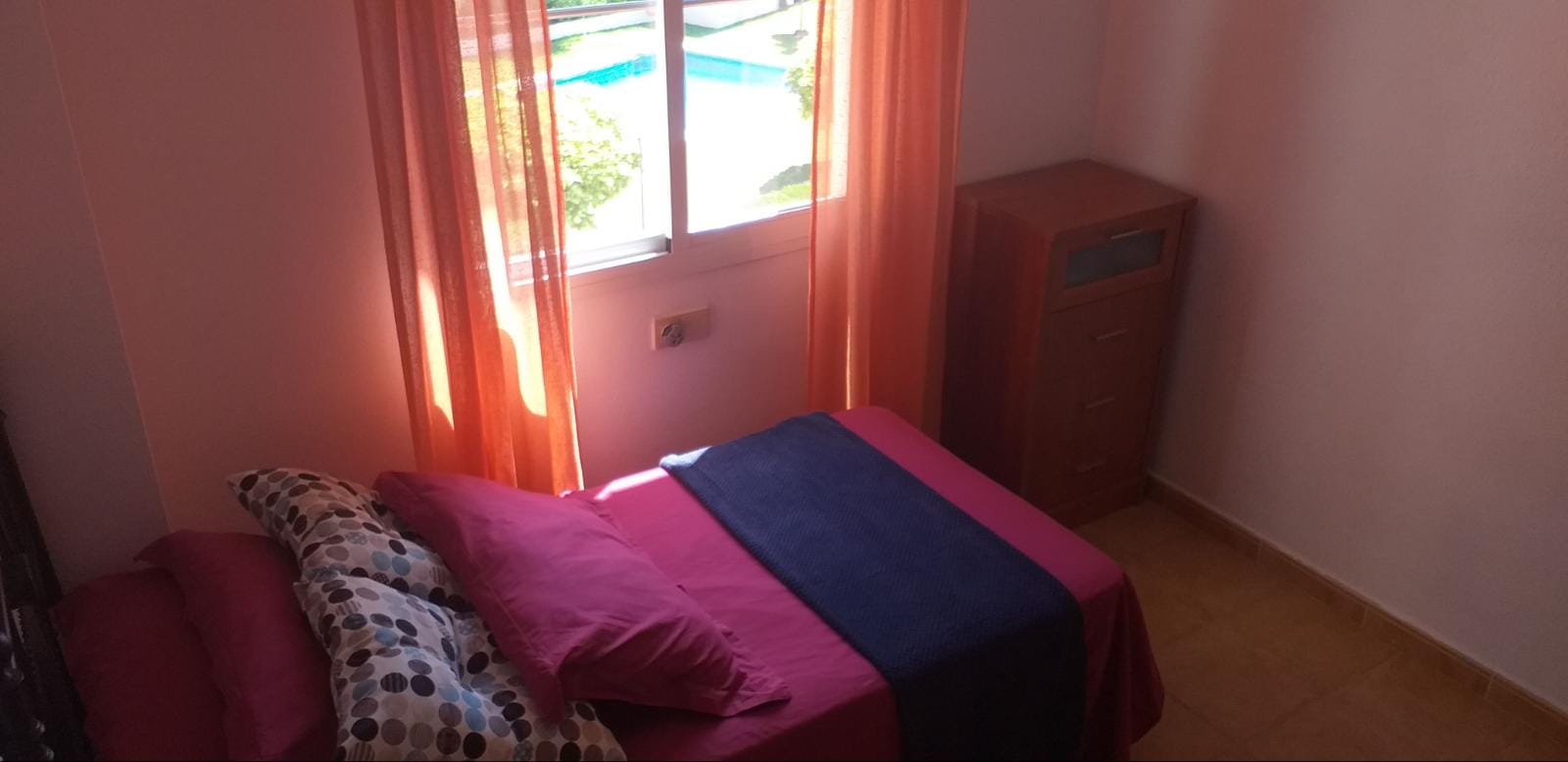 Ático de 3 dormitorios con vistas al mar en el centro de Estepona - mibgroup.es
