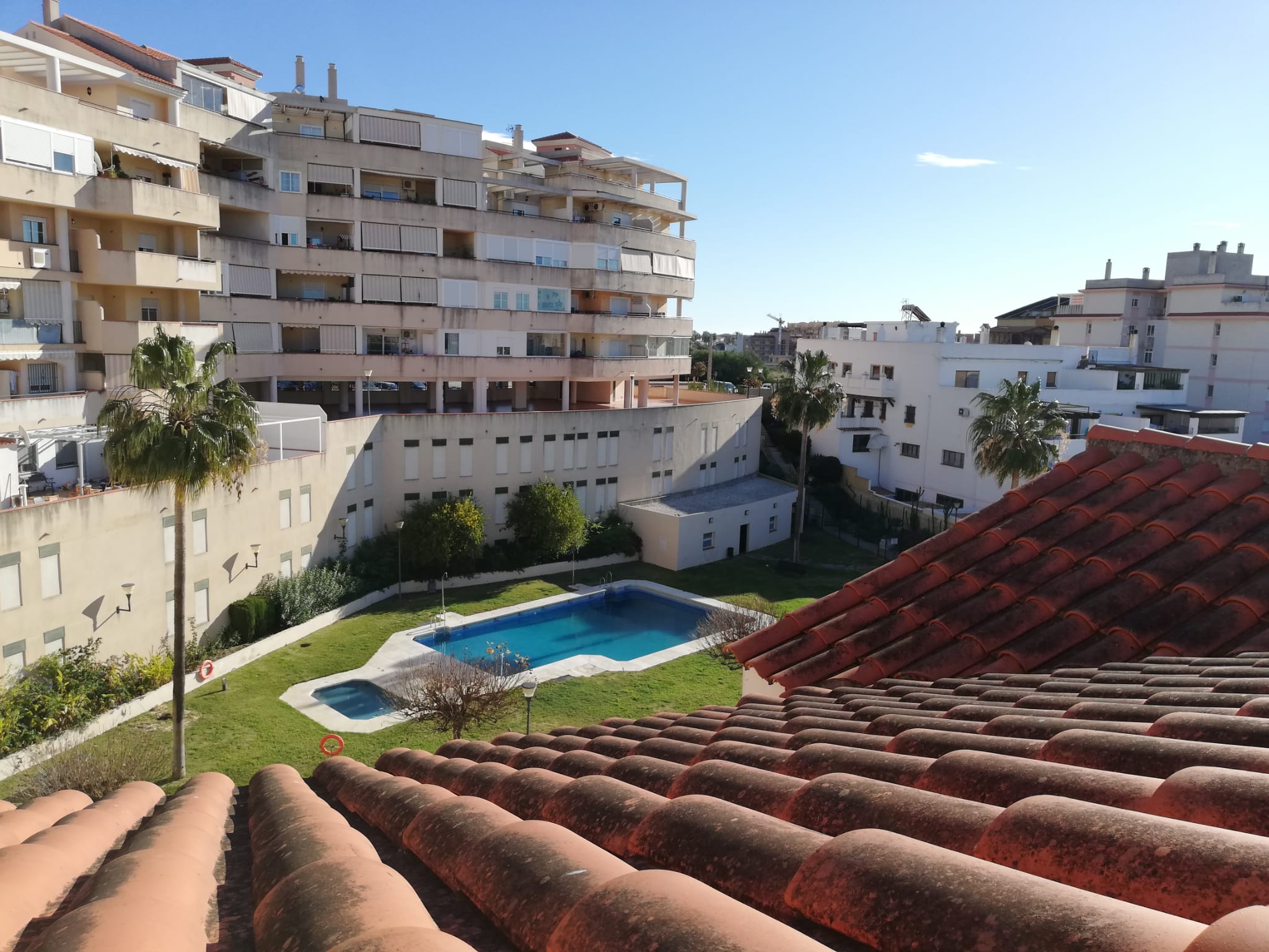 3 bedroom penthouse with sea views in the center of Estepona - thumb - mibgroup.es