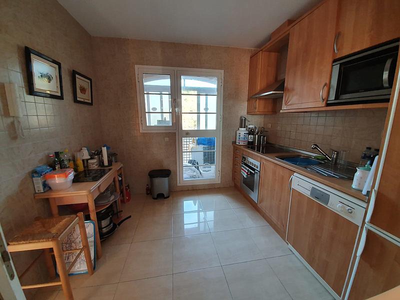 Apartamento de 2 dormitorios en alquiler en la Duquesa con vista al mar - mibgroup.es