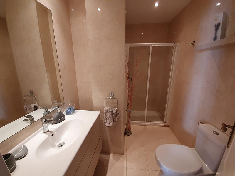 Apartamento de 2 dormitorios en alquiler en la Duquesa con vista al mar - mibgroup.es