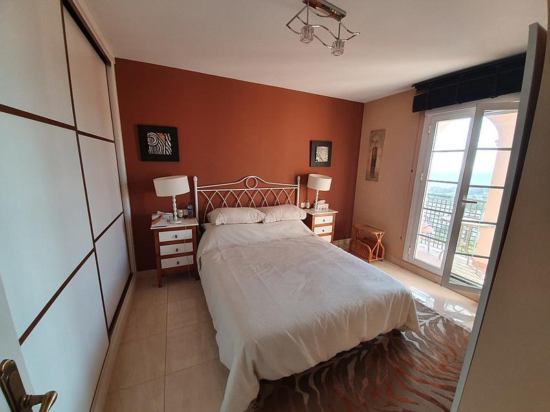 Apartamento de 2 dormitorios en alquiler en la Duquesa con vista al mar - mibgroup.es