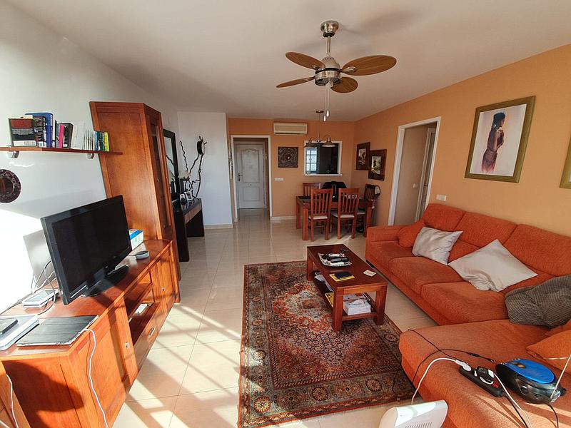 Apartamento de 2 dormitorios en alquiler en la Duquesa con vista al mar - mibgroup.es
