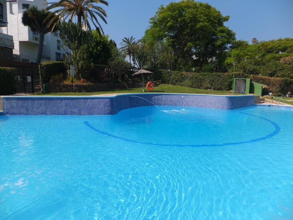 1 bedroom apartment for rent Bahia Dorada first line to the sea - mibgroup.es
