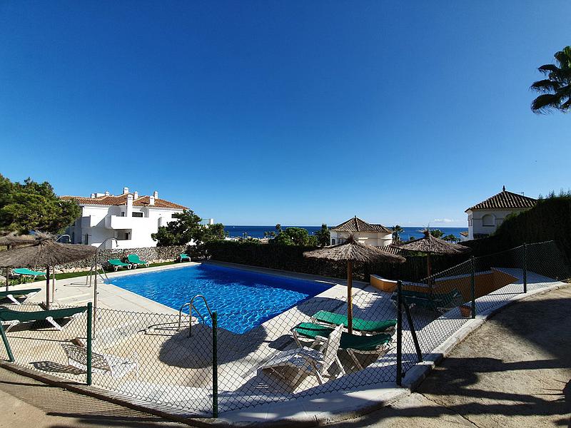 3 bedroom apartment for rent in La Duquesa with sea view - thumb - mibgroup.es
