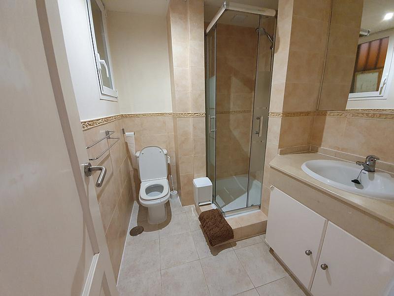 Apartamento de 3 dormitorios en alquiler en La Duquesa con vistas al mar - mibgroup.es