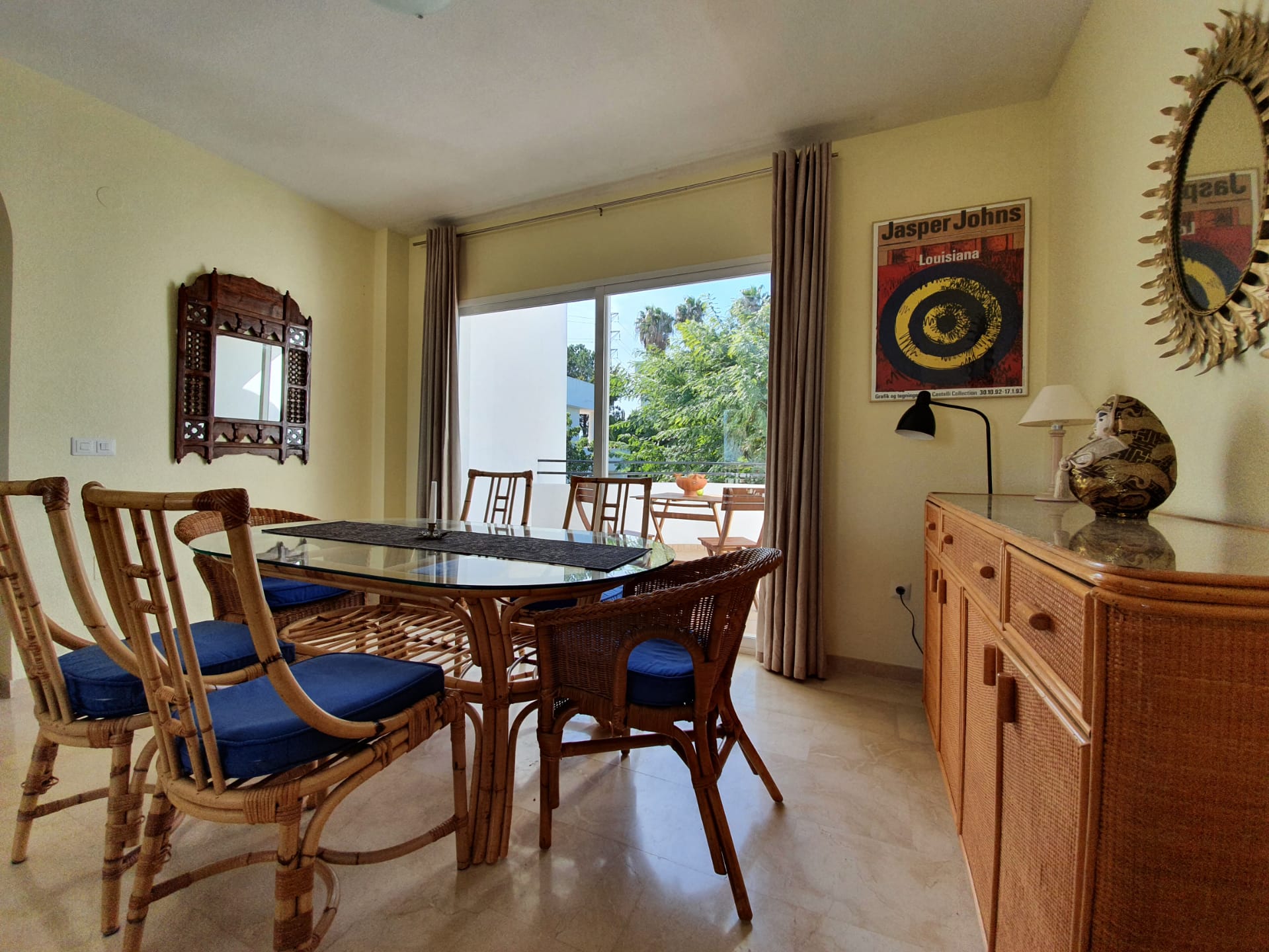 Квартира с видом на море в Эстепона Гольф - mibgroup.es