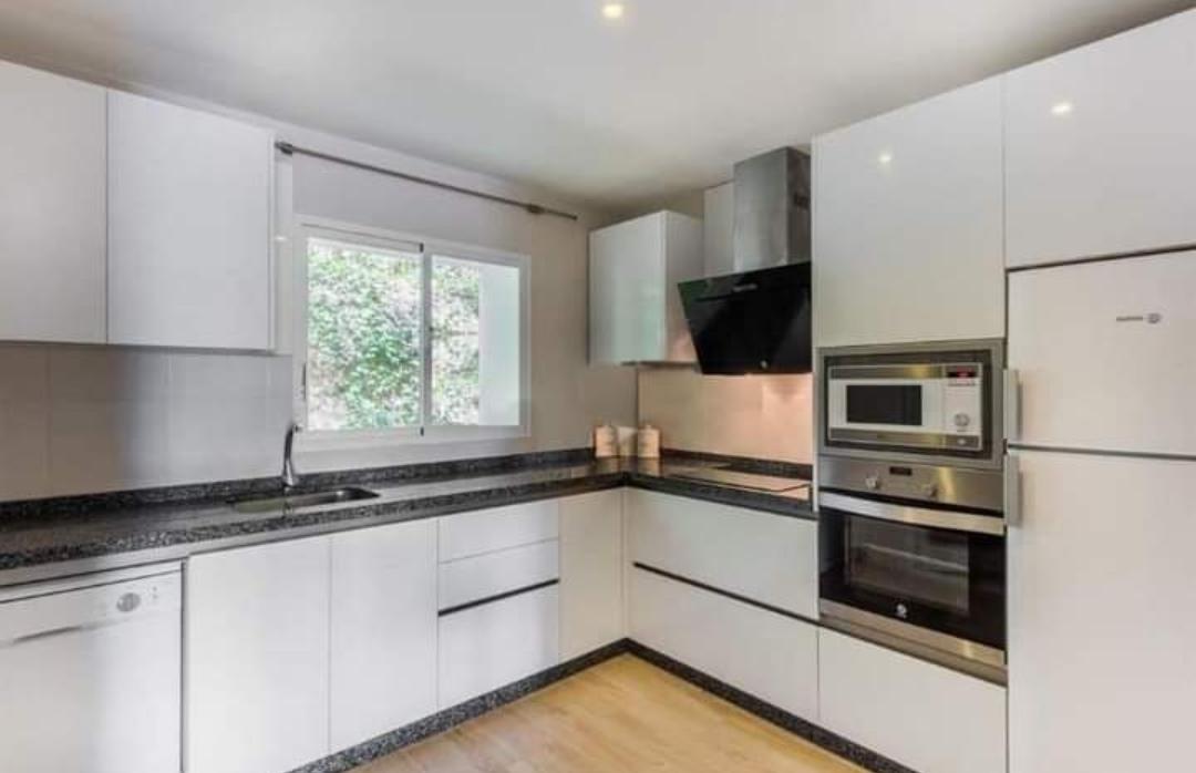 Apartamento en Benahavís de 3 habitaciones y 2 cuartos de baños - mibgroup.es