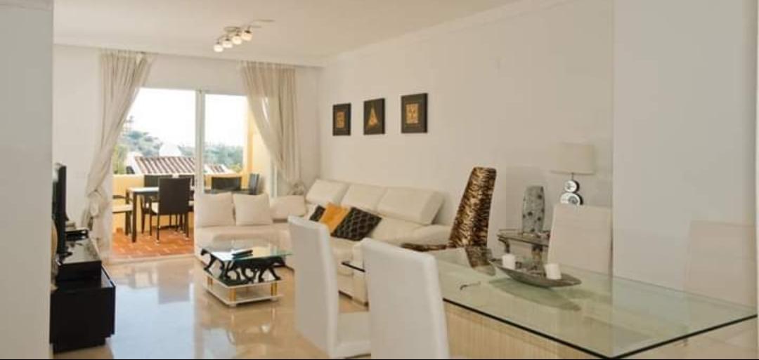 Apartamento en Benahavís de 3 habitaciones y 2 cuartos de baños - mibgroup.es