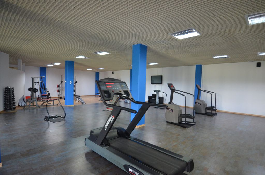 2 bedroom apartment for rent in Benahavis unfurnished - mibgroup.es