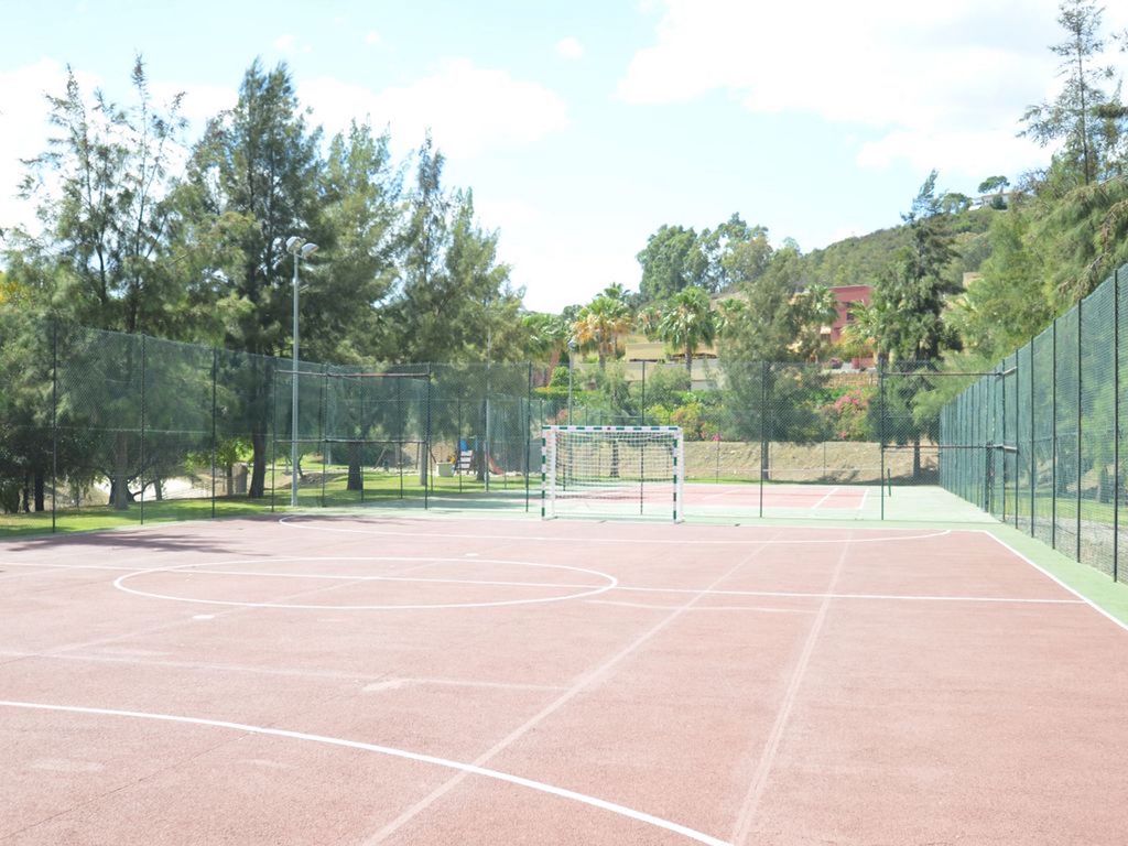 2 bedroom apartment for rent in Benahavis unfurnished - mibgroup.es