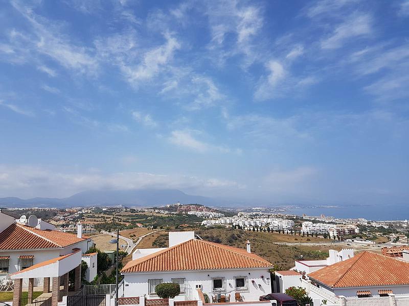 Apartamento de 1 dormitorio en alquiler en La Duquesa con vistas al mar - mibgroup.es