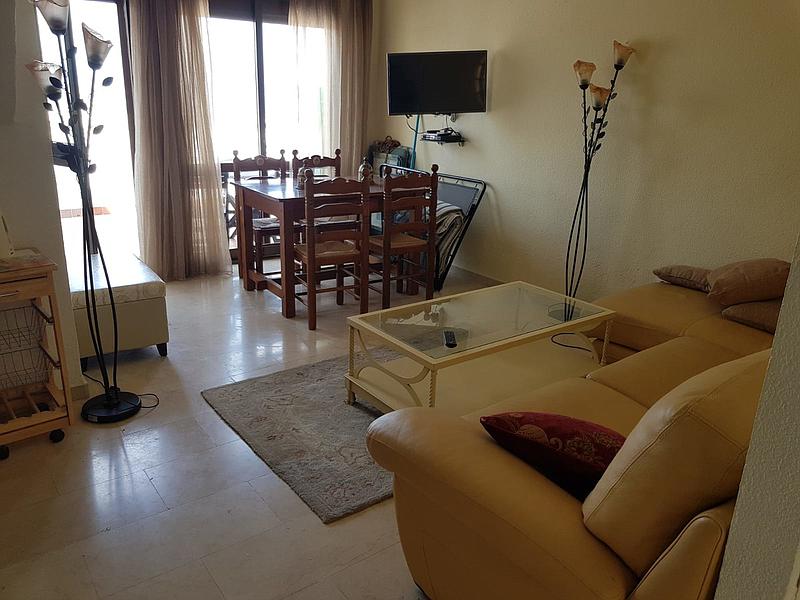 Apartamento de 1 dormitorio en alquiler en La Duquesa con vistas al mar - mibgroup.es