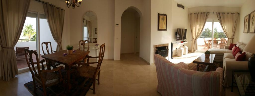 Ático de 2 dormitorios en alquiler en Estepona golf - mibgroup.es