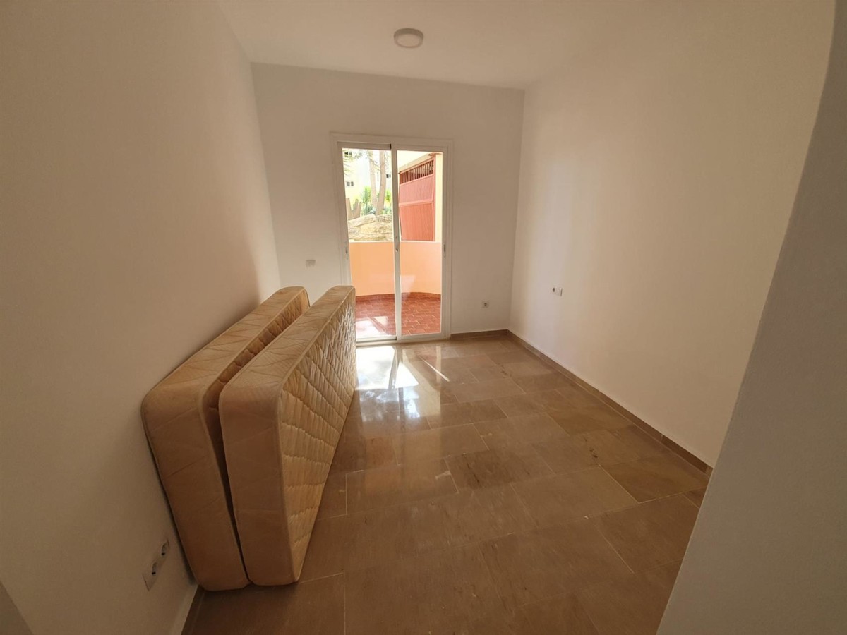 2 bedroom apartment for rent in La Duquesa Alboran Hills - thumb - mibgroup.es