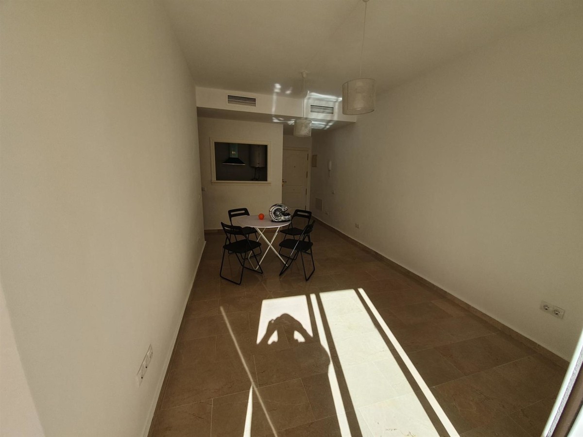 2 спальная квартира в аренду в Ла Дукеса Альборан хилз - mibgroup.es