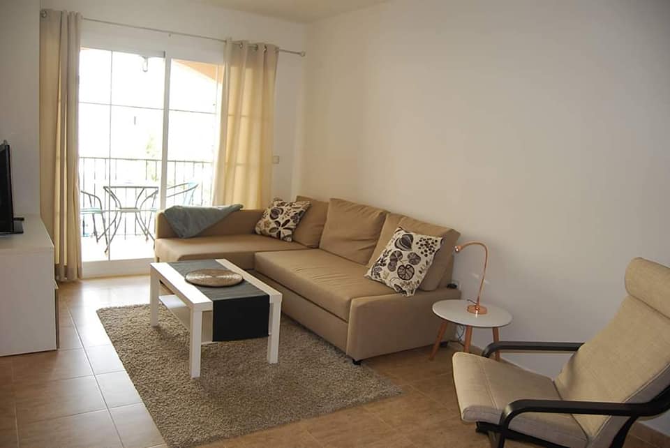 1 спальная квартира в аренду в Эстепоне рядом с центральным парком - mibgroup.es