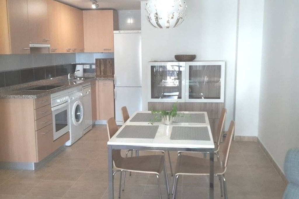 Cozy 1-Bedroom Apartment in the Heart of Estepona — Perfect by the Sea - mibgroup.es