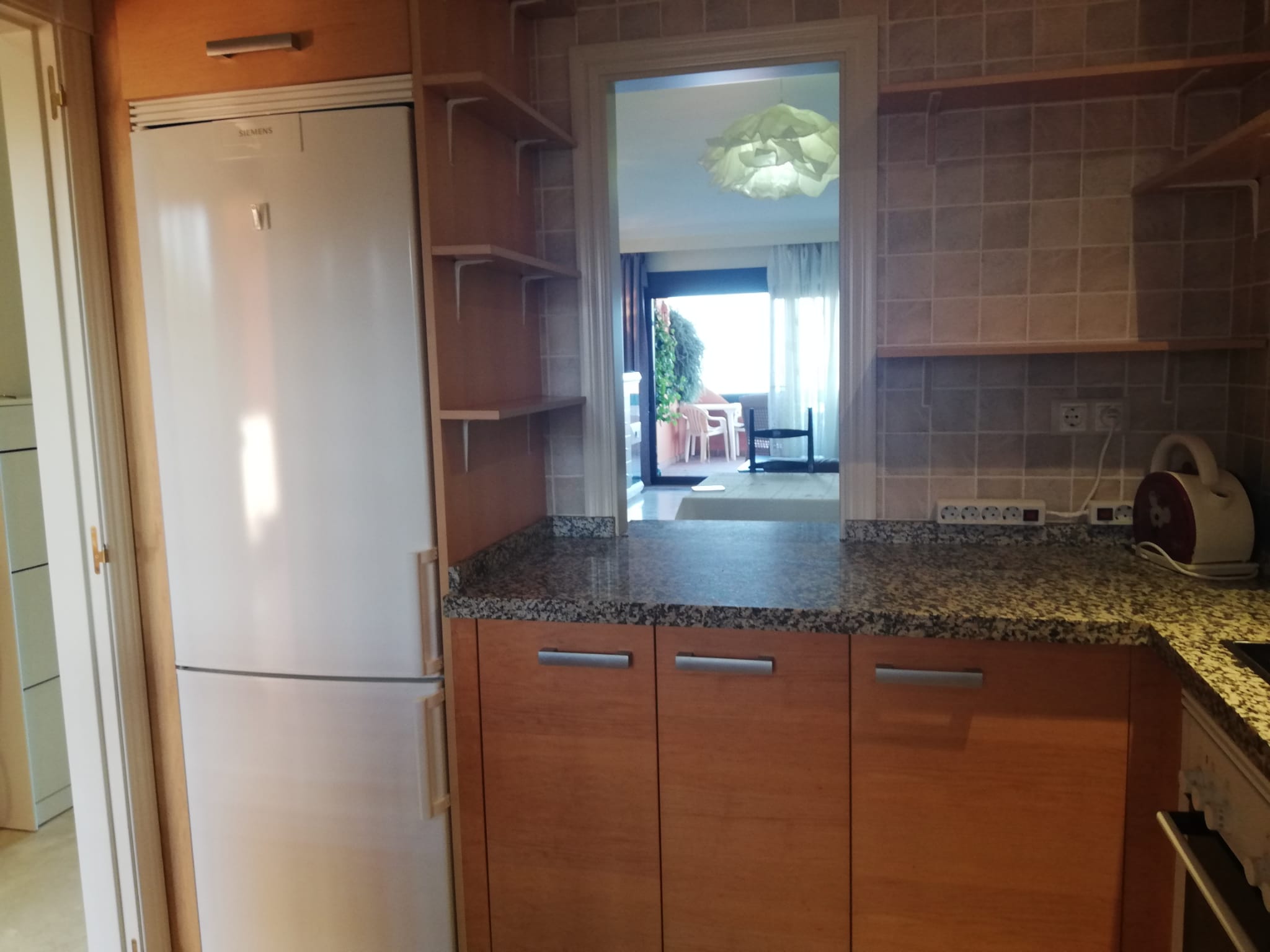 2 спальная квартира в аренду в Эстепоне 200 метров от пляжа - mibgroup.es