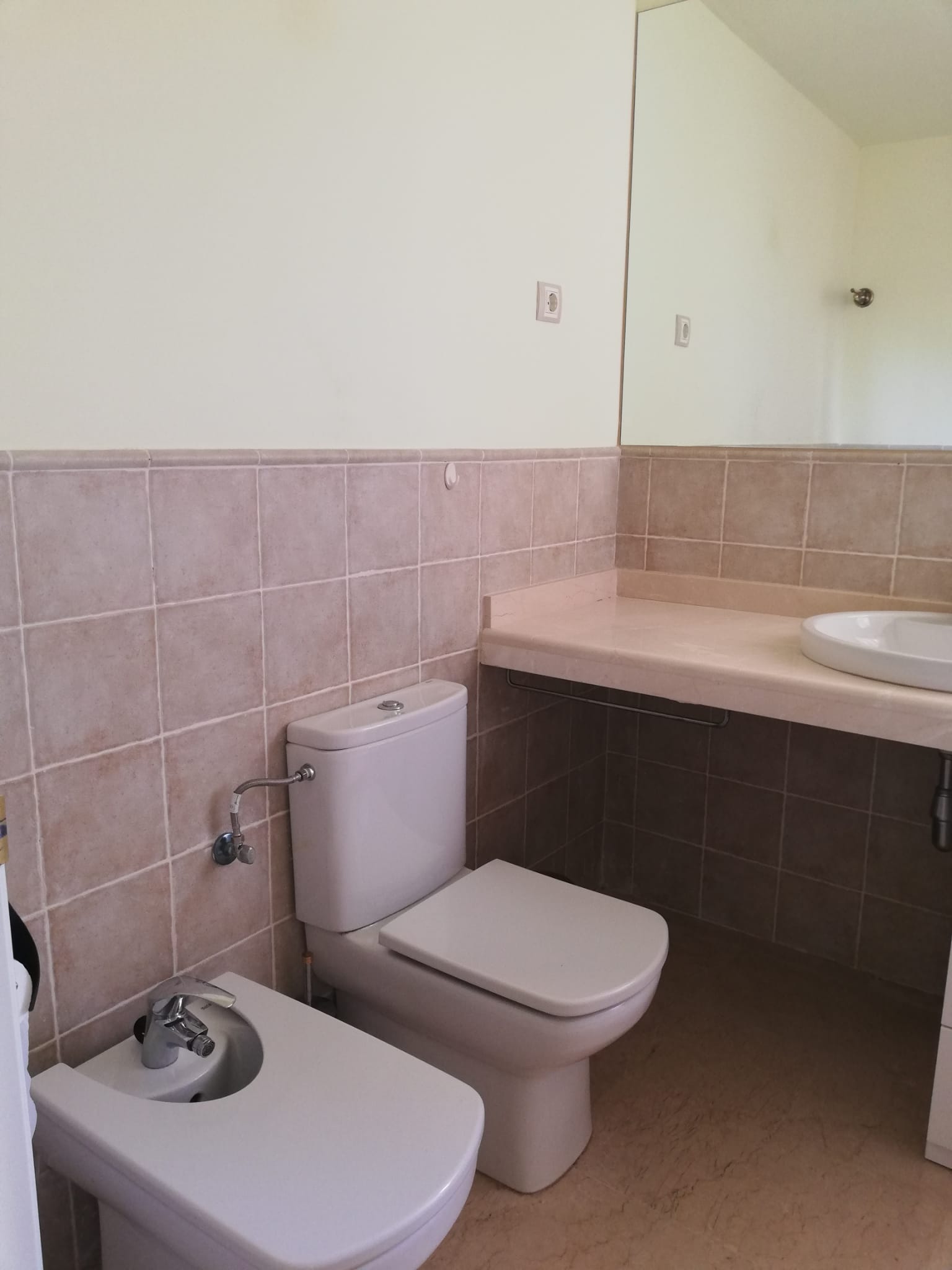 2 спальная квартира в аренду в Эстепоне 200 метров от пляжа - mibgroup.es