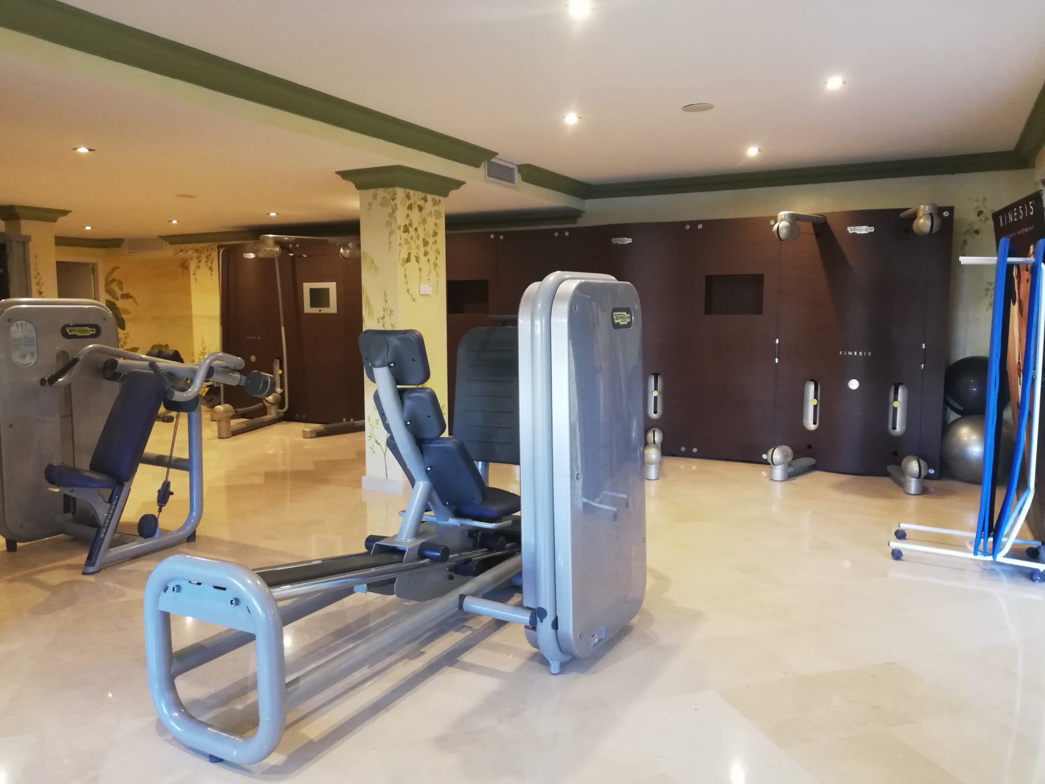 Studio for rent close to the sea and shops in Cancelada - mibgroup.es