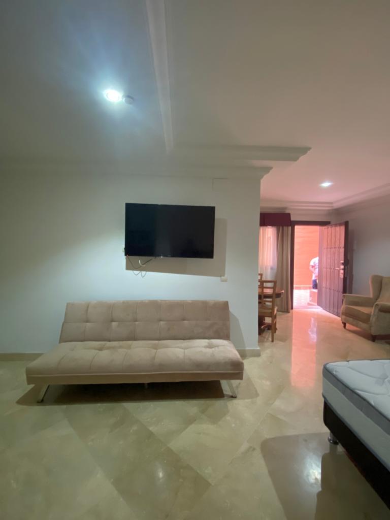 Studio for rent close to the sea and shops in Cancelada - mibgroup.es