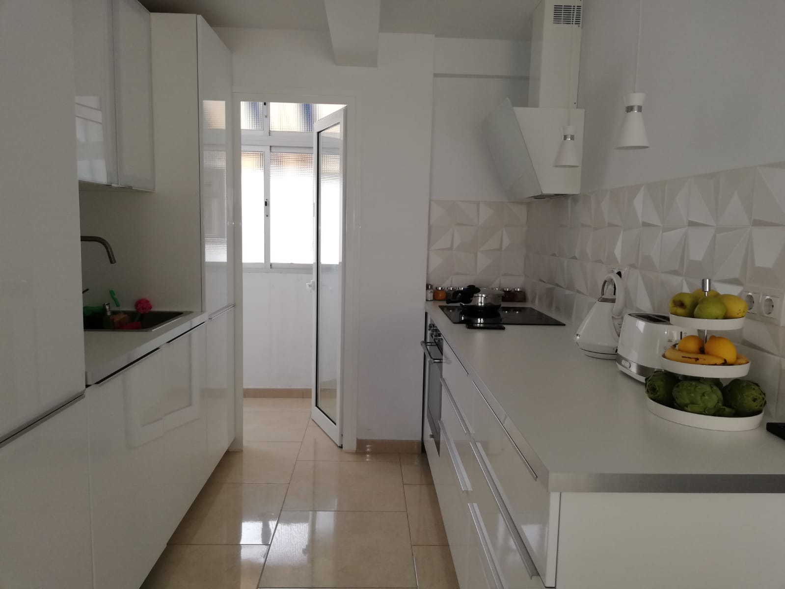 2 bedroom apartment for rent in Estepona near the beach - thumb - mibgroup.es