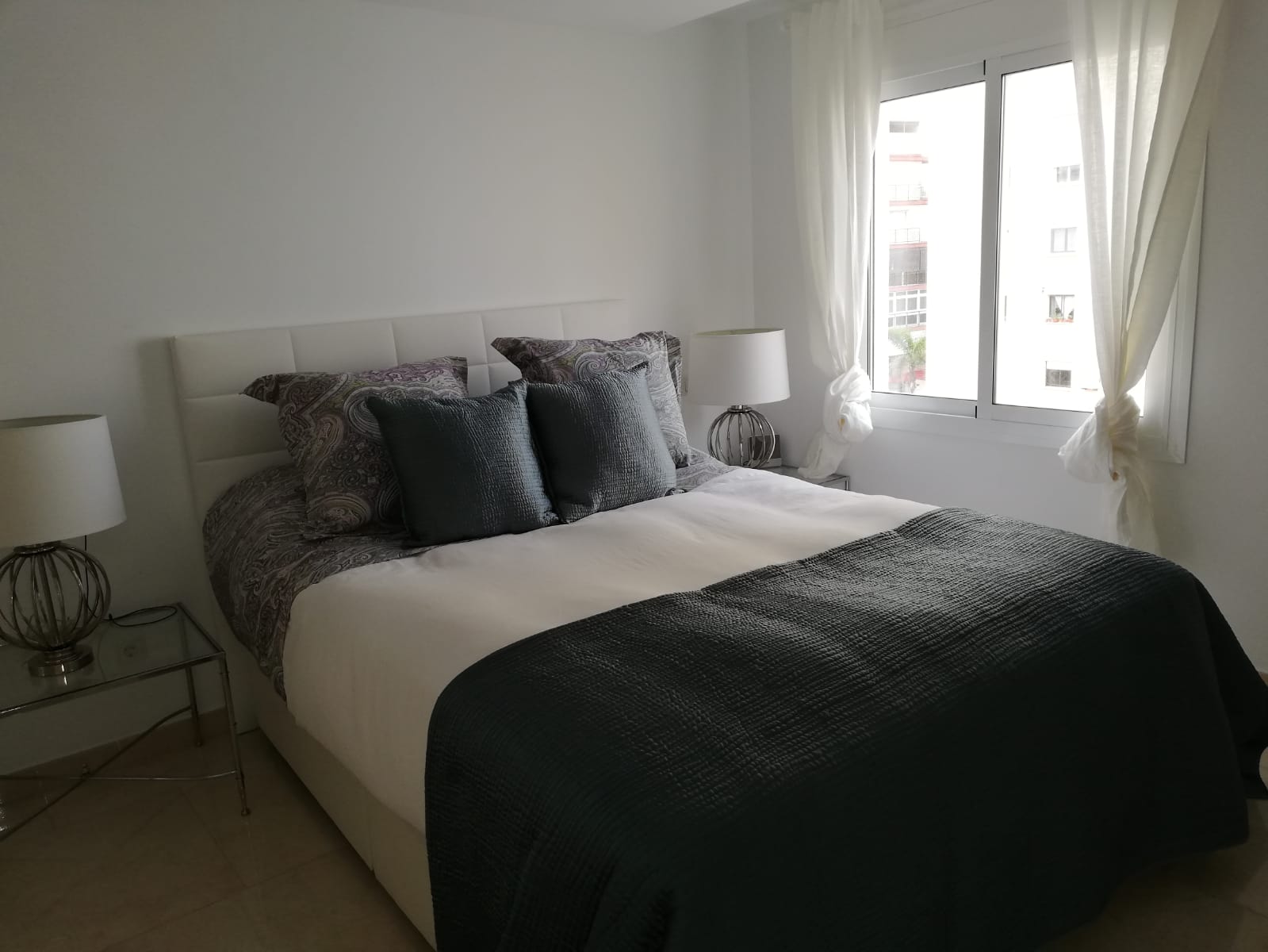 2 спальная квартира в аренду в Эстепоне рядом с пляжем - thumb - mibgroup.es