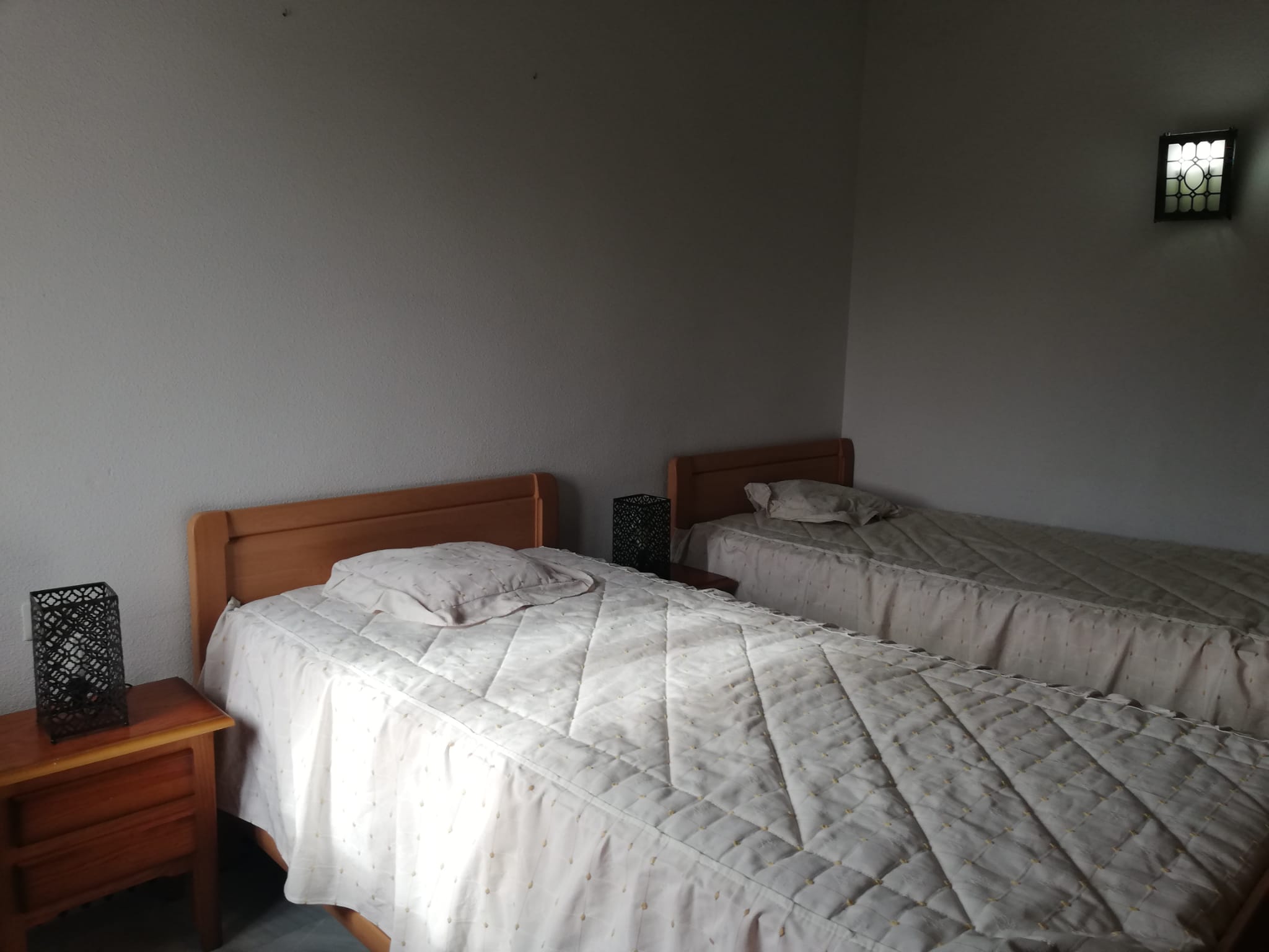 1 спальная квартира в аренду в Эстепоне первая линия моря - mibgroup.es