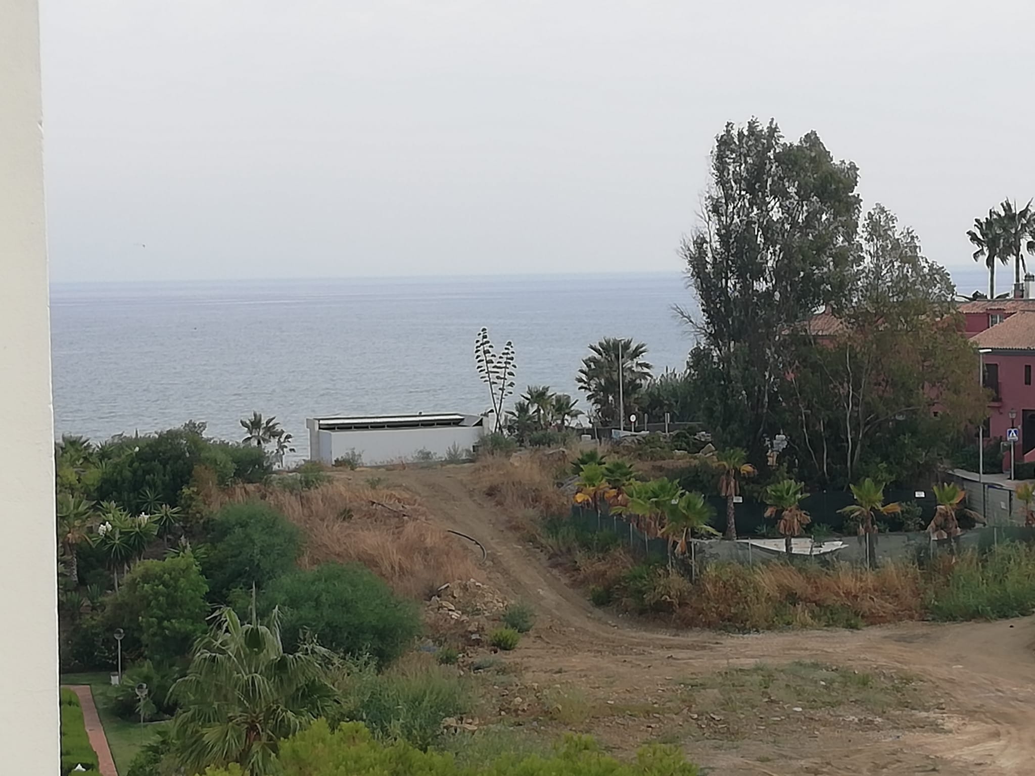 1 спальная квартира в аренду в Эстепоне первая линия моря - mibgroup.es