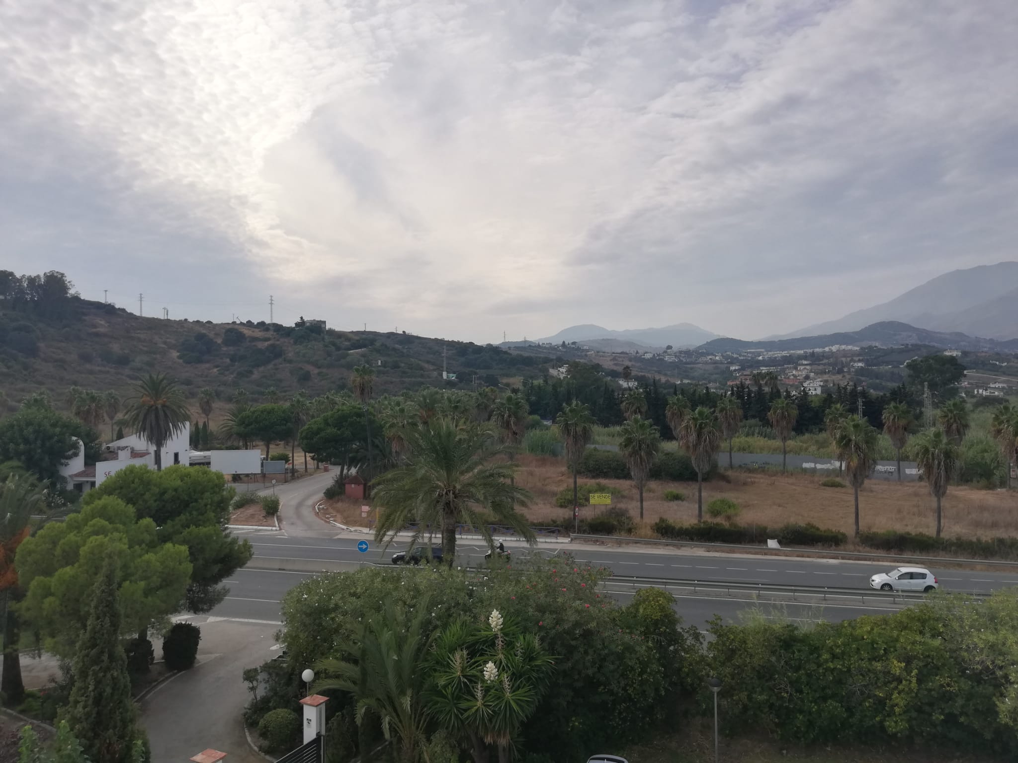 1 спальная квартира в аренду в Эстепоне первая линия моря - mibgroup.es