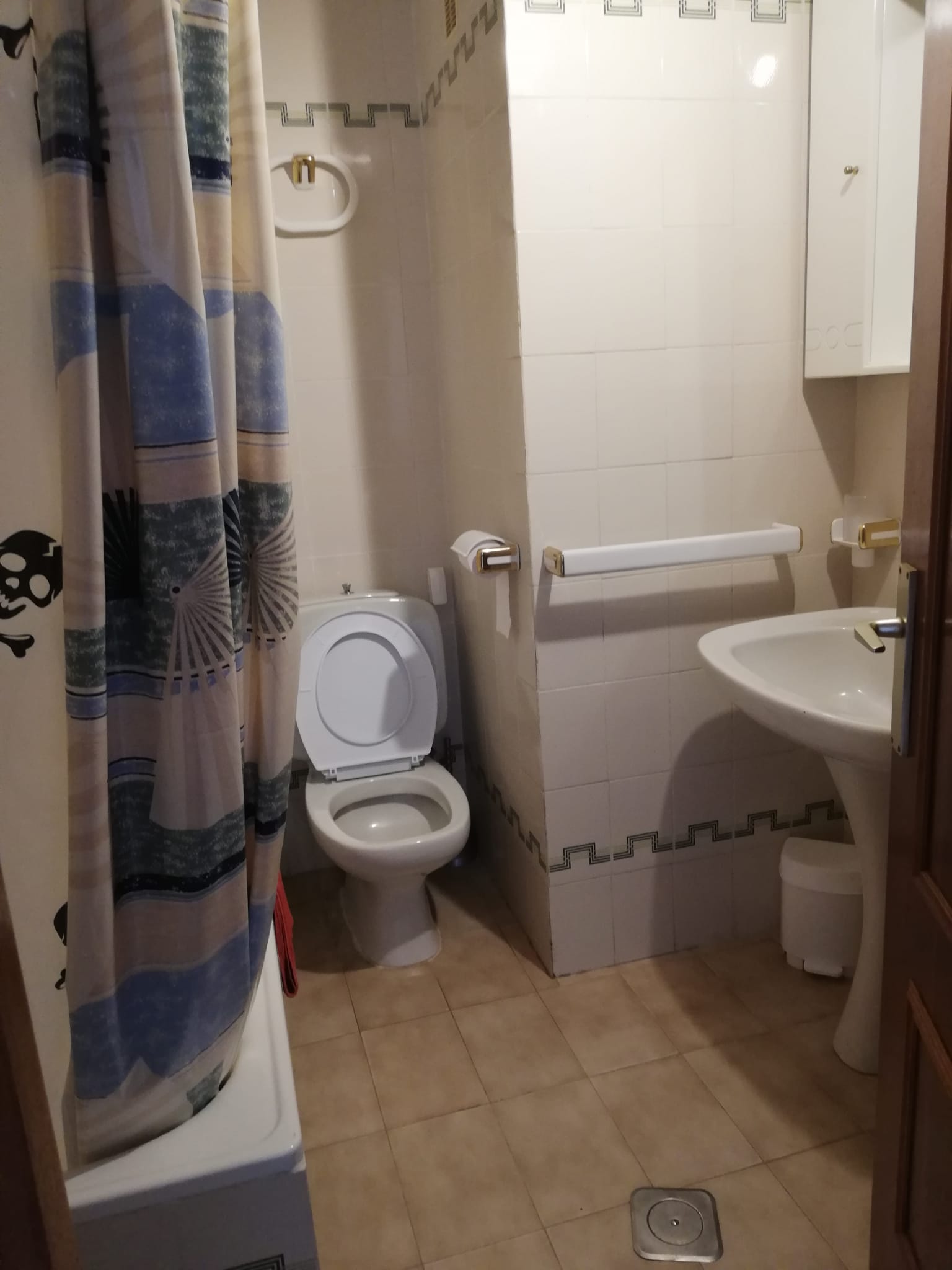 1 спальная квартира в аренду в Эстепоне первая линия моря - mibgroup.es