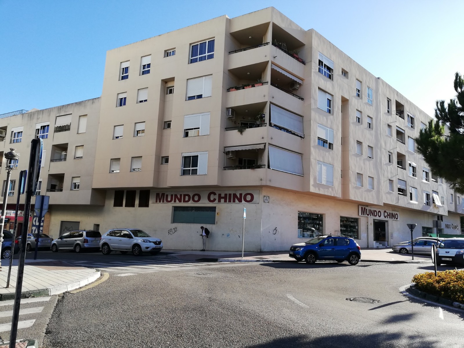 Apartamento de 2 habitaciones en alquiler en Estepona cerca del parque - mibgroup.es