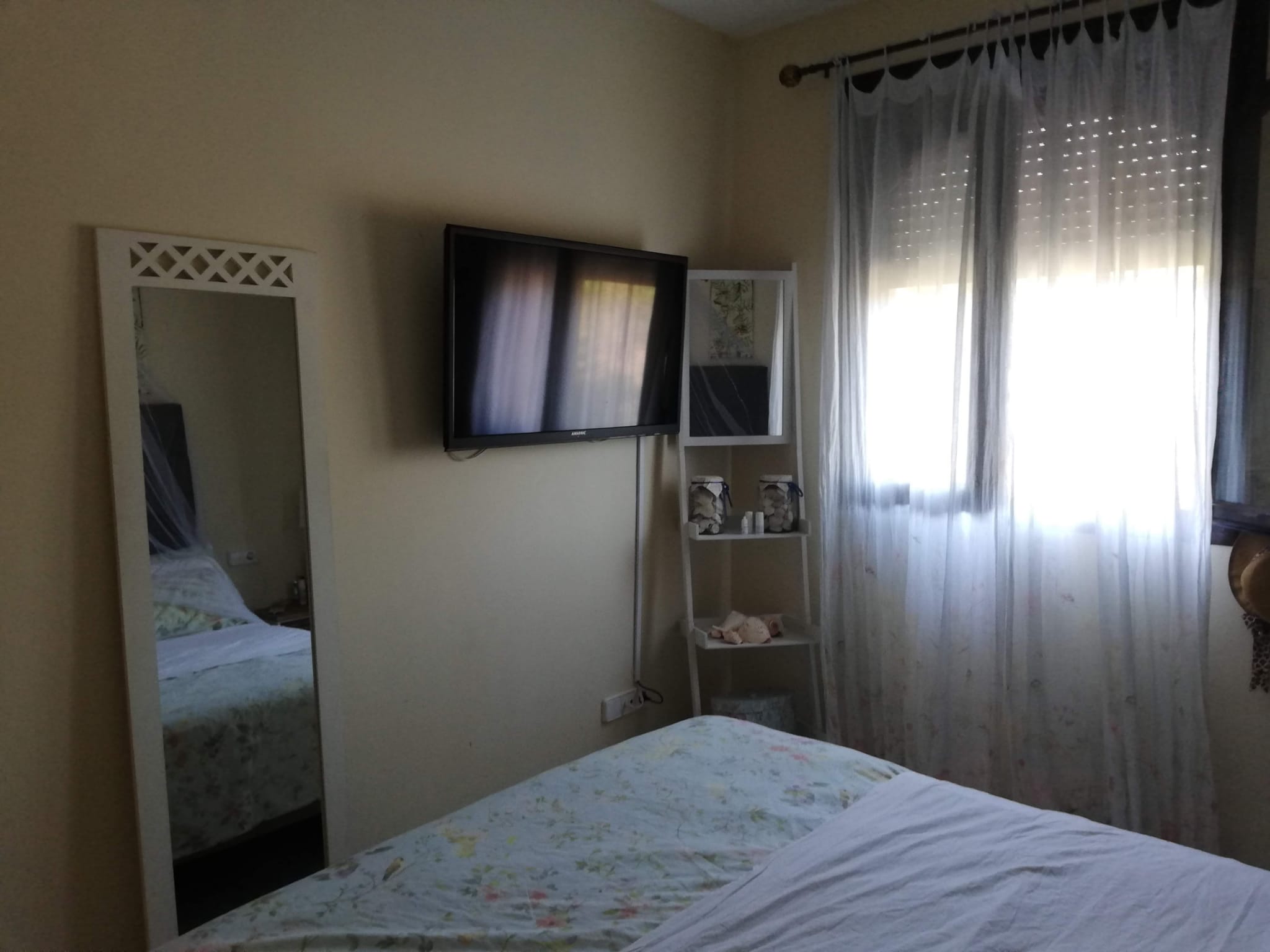 Adosado de 3 dormitorios en alquiler en Estepona Albayt Resort - mibgroup.es