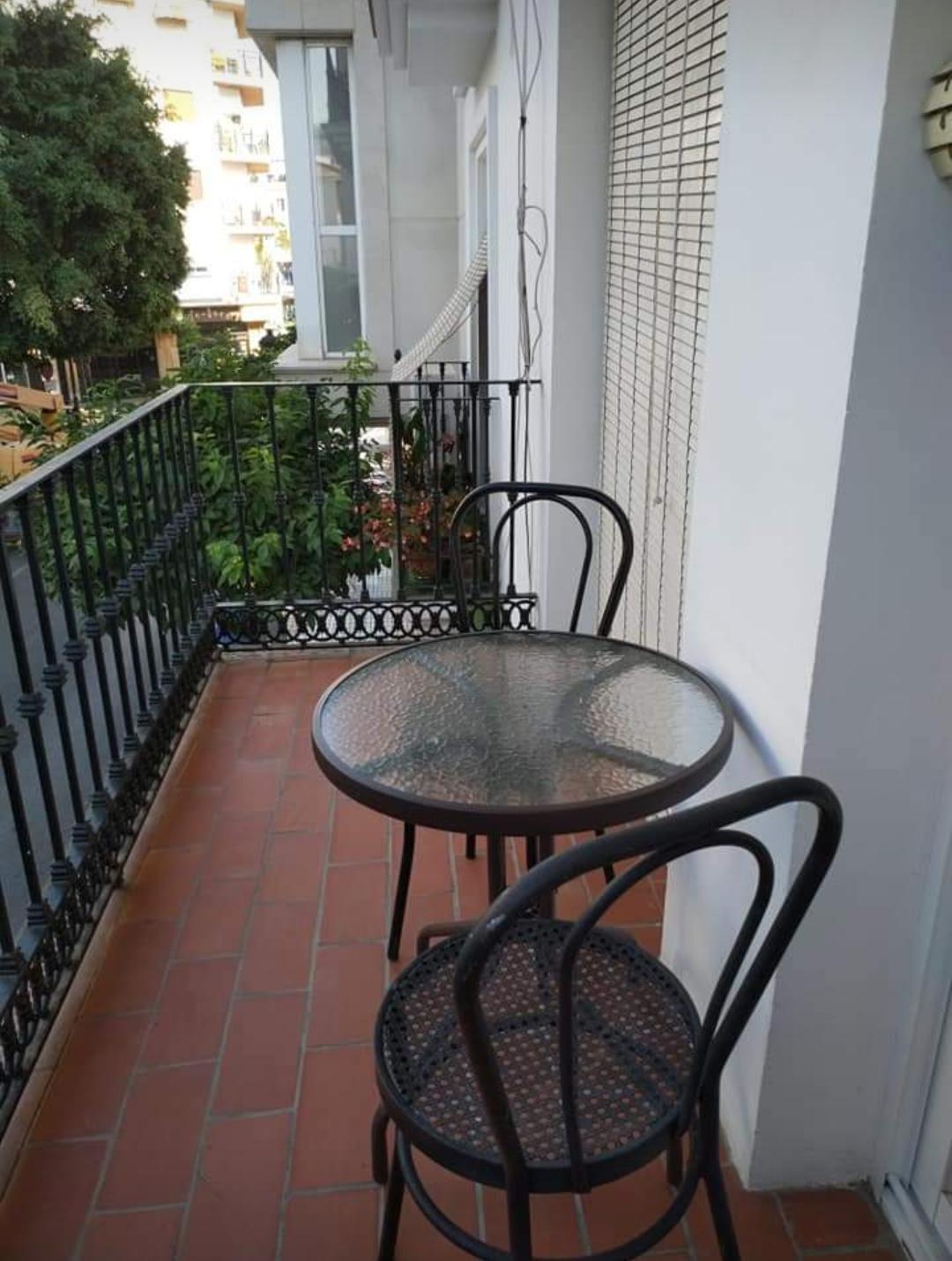 Very bright apartment for rent in the center of Estepona. - thumb - mibgroup.es