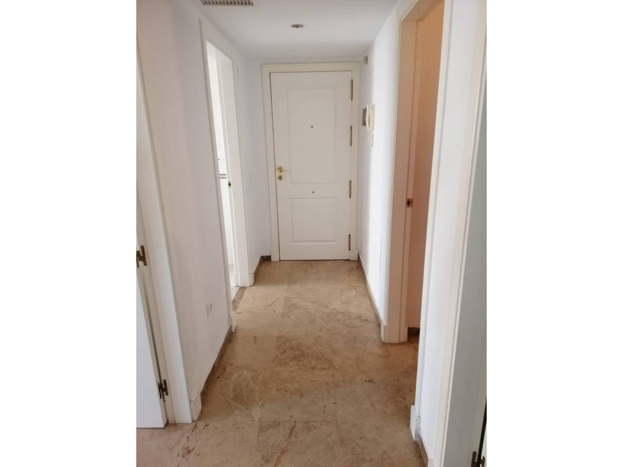 Квартира в аренду в Reina Sofia Puerto - Plaza de Toros, Estepona - mibgroup.es