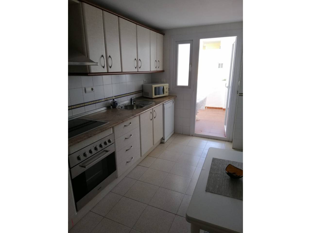 Квартира в аренду в Reina Sofia Puerto - Plaza de Toros, Estepona - mibgroup.es