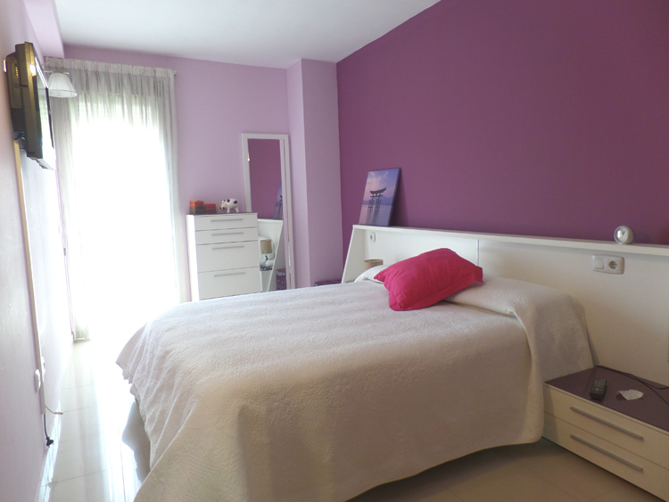 Apartment for rent in Avenida Puerta del Mar, Puerto - Plaza de Toros, Estepona - mibgroup.es