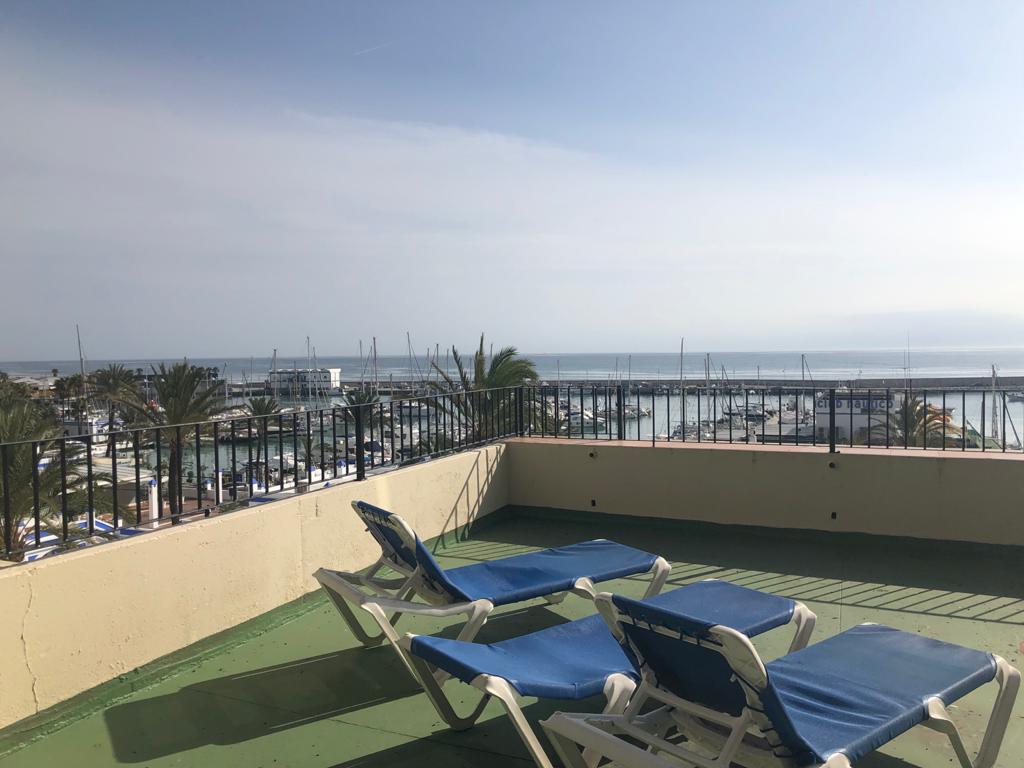 Односпальная квартира в порту Эстепоны в аренду - mibgroup.es