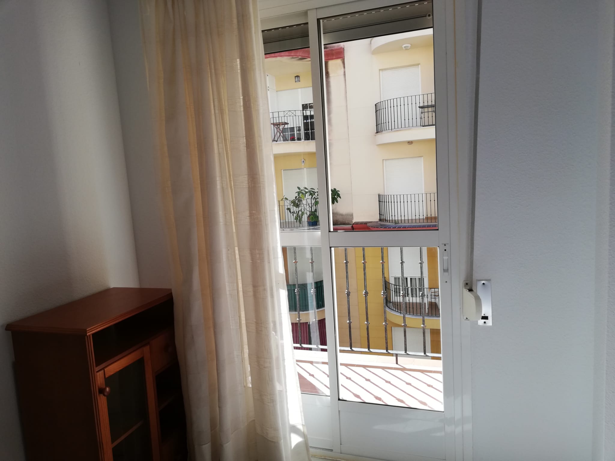 The 2-bedroom apartment for rent in av. Espana, Estepona - thumb - mibgroup.es