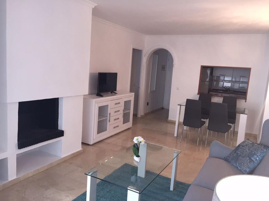 2 спальная квартира в порту Эстепоны в аренду рядом с пляжем - mibgroup.es