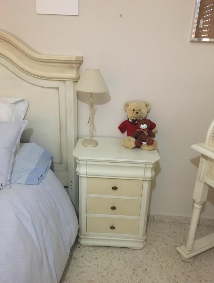 Apartamento de 3 habitaciones en alquiler en Estepona en Avenida Andalucía - mibgroup.es