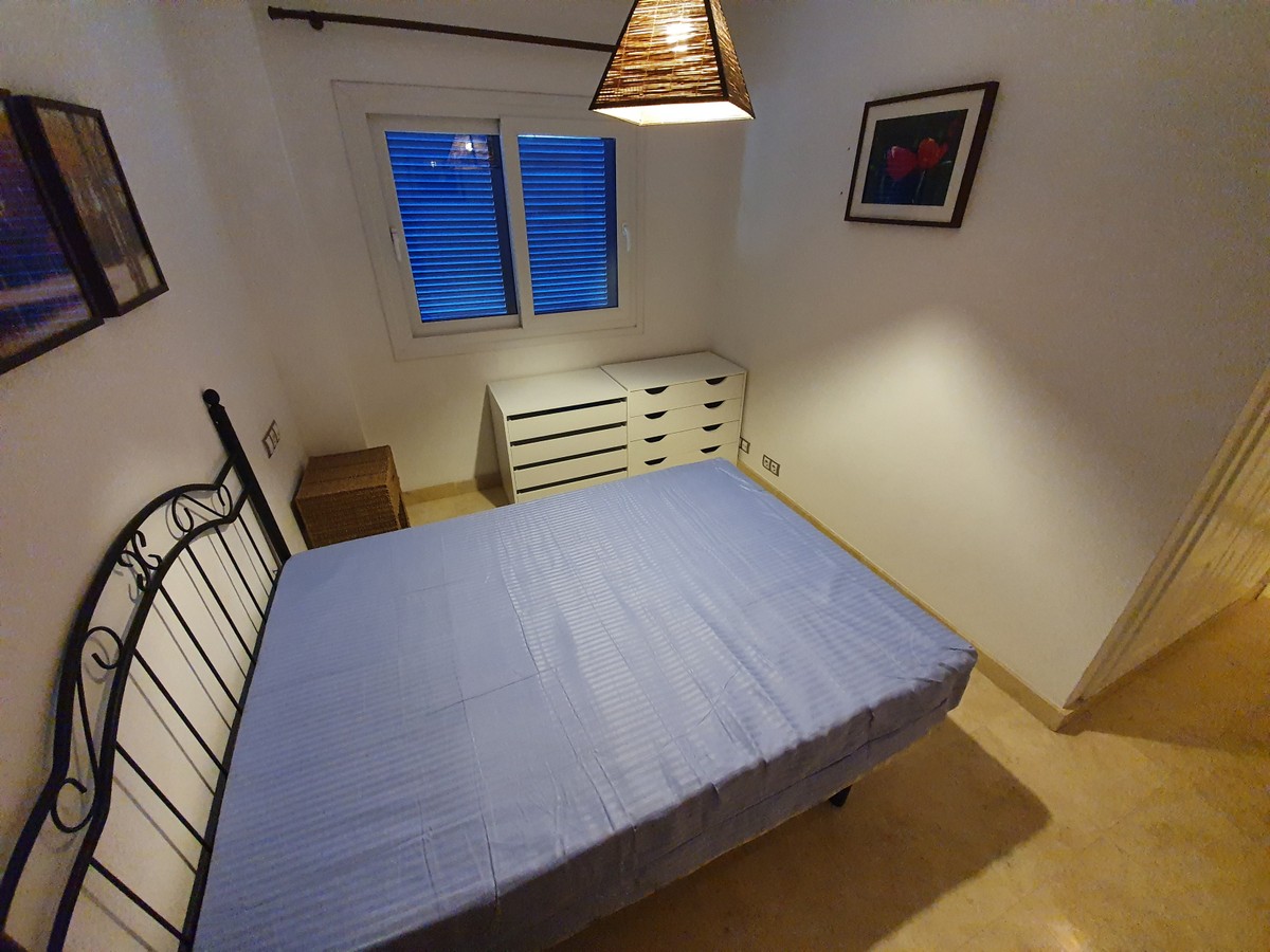 2 bedroom apartment for rent in San Luis de Sabinillas on the first line - mibgroup.es