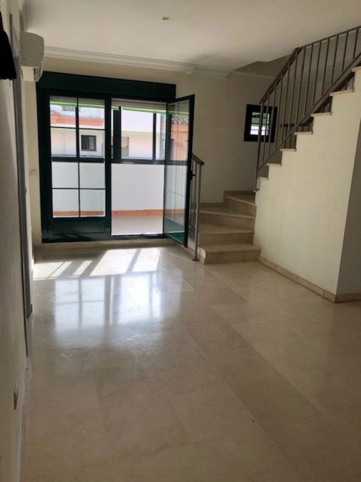 3 bedroom apartment for sale in Atalaya area, Estepona - mibgroup.es